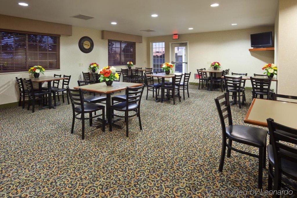 Crossings By Grandstay Inn & Suites Becker المظهر الخارجي الصورة